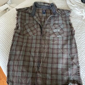 Men's Sleeveless Plaid Button Down Shirt - Gray